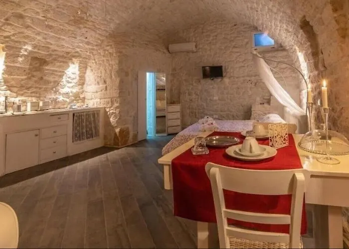 Lumore, Peaceful Retreat In Historic Остуни